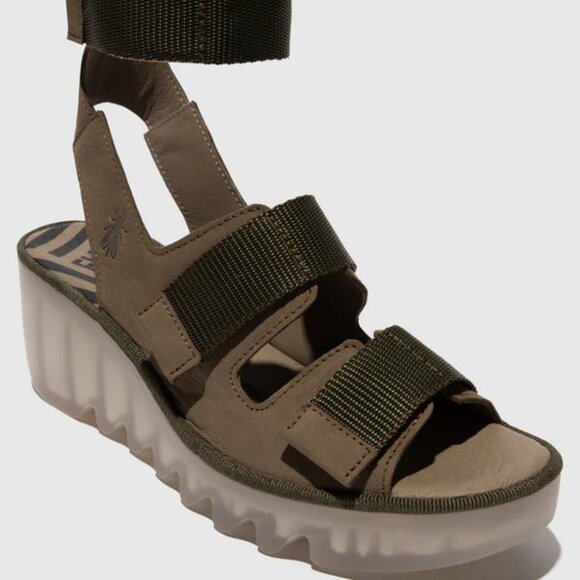 NEW FLY LONDON Made In Portugal Leather Bech Comfort Wedge Sandals khaki 864tn - Picture 9 of 10